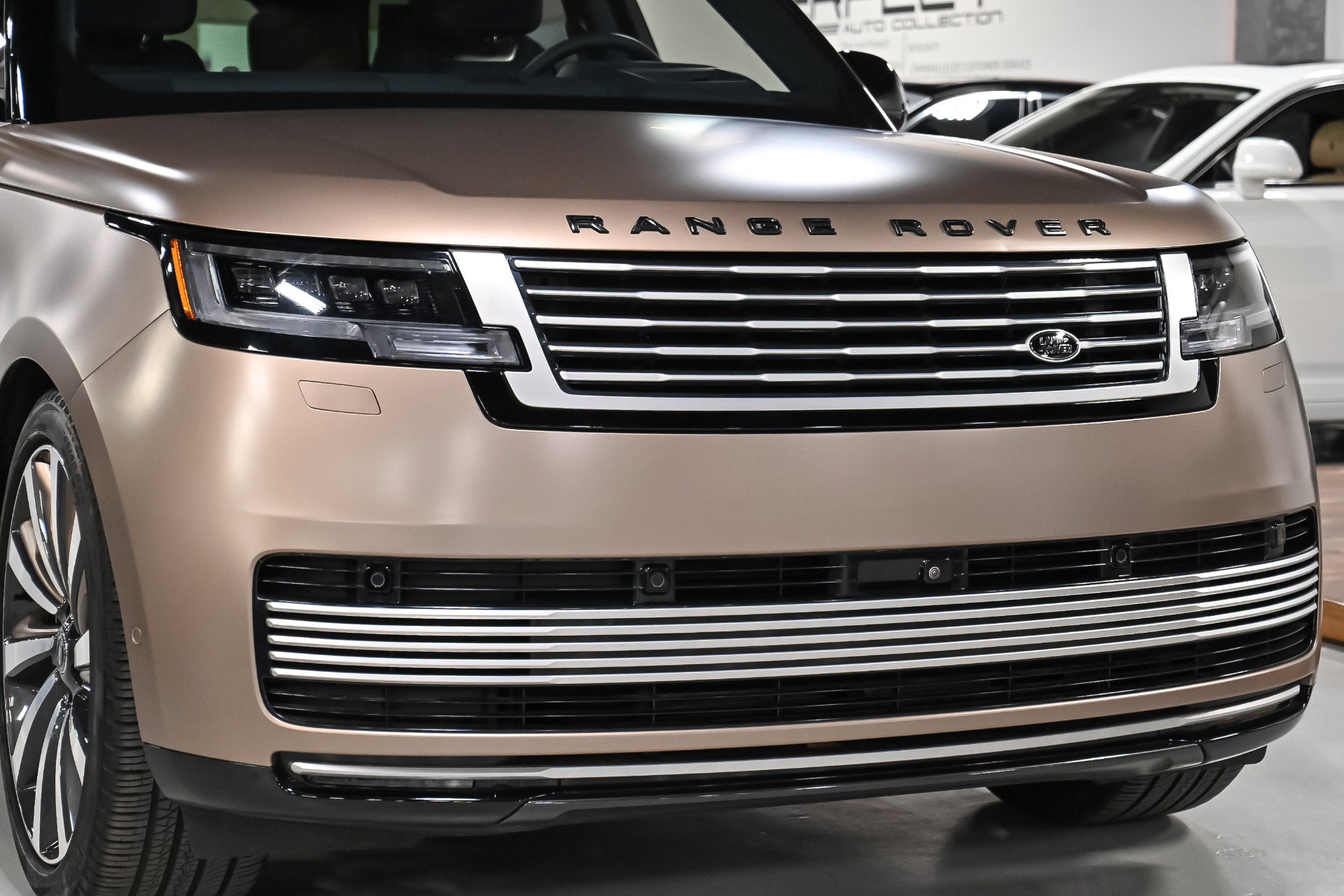 Used 2023 Land Rover Range Rover LWB SV Autobiography image 89
