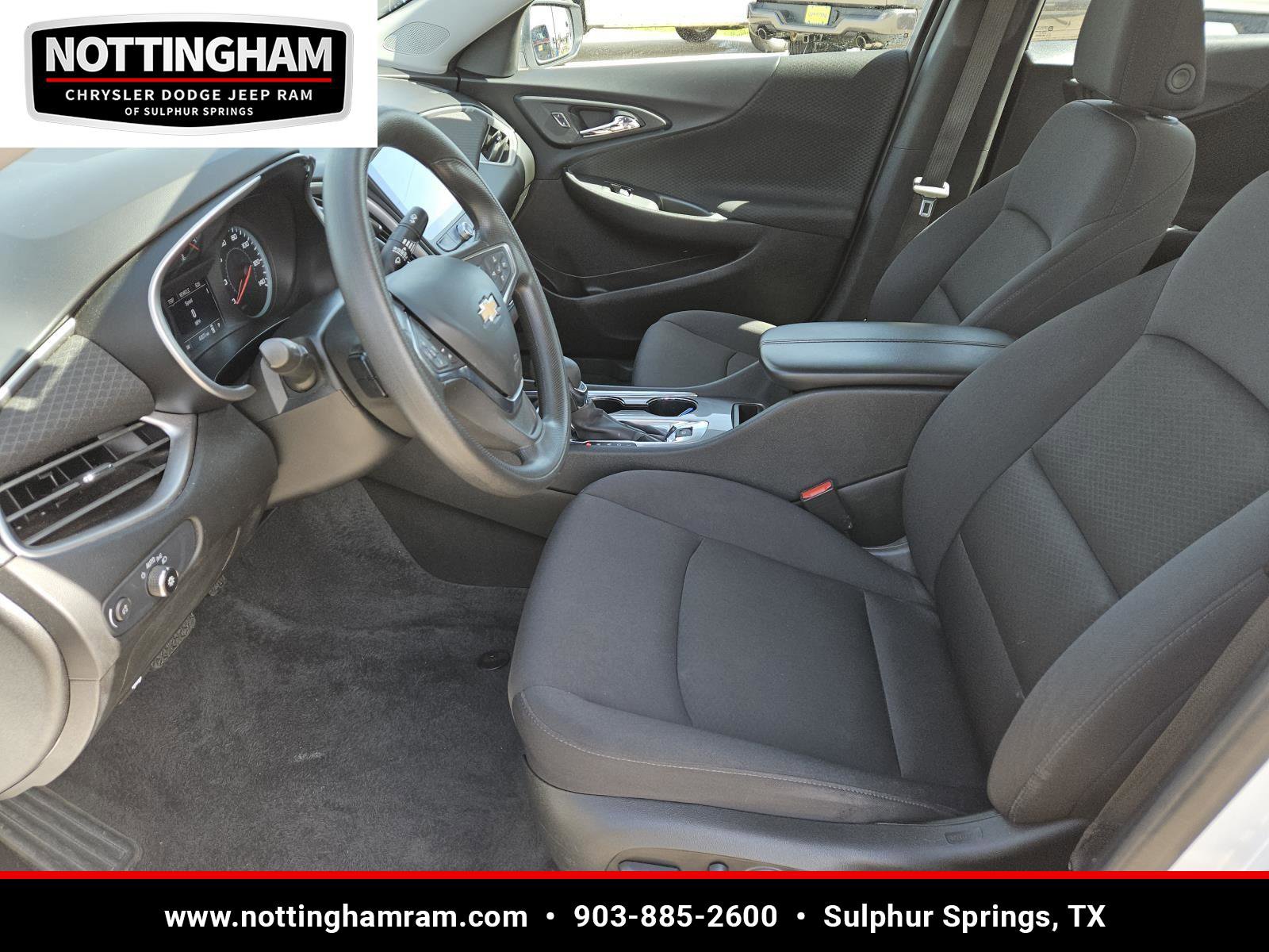 Used 2025 Chevrolet Malibu LT image 23