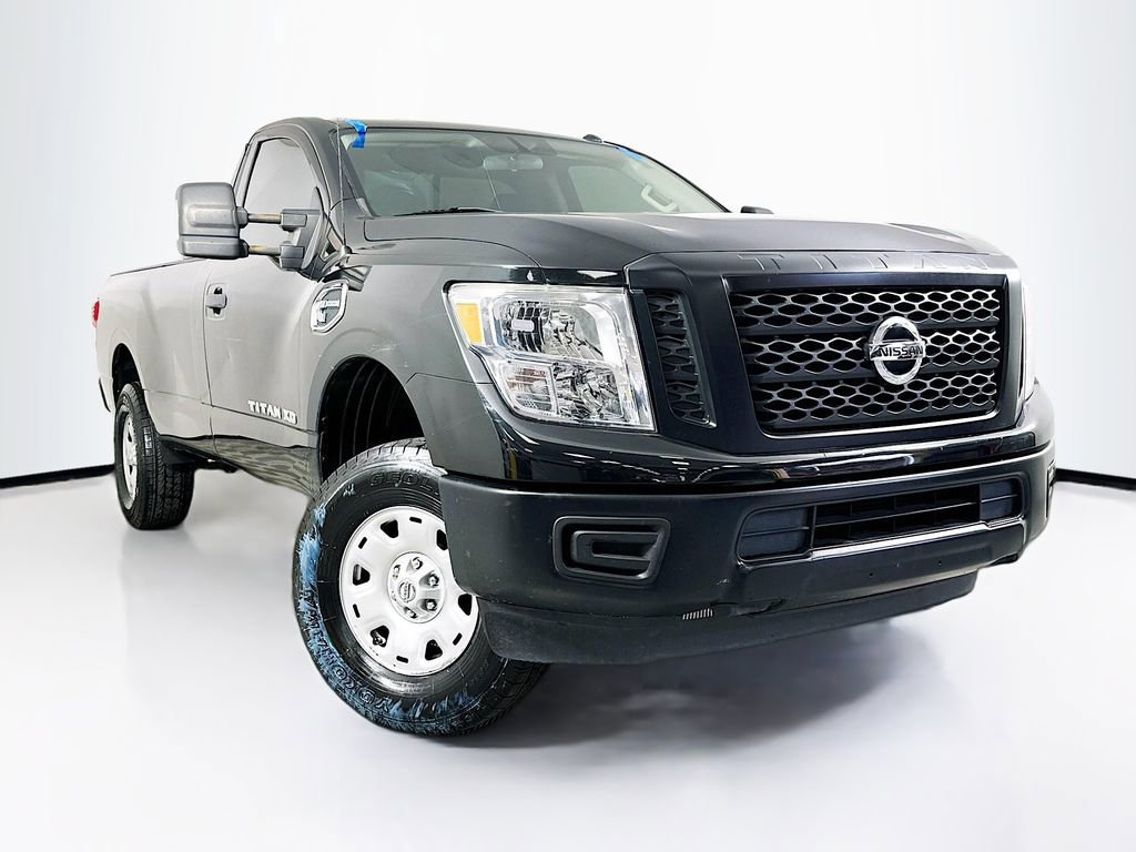 Used 2019 Nissan Titan S image 1