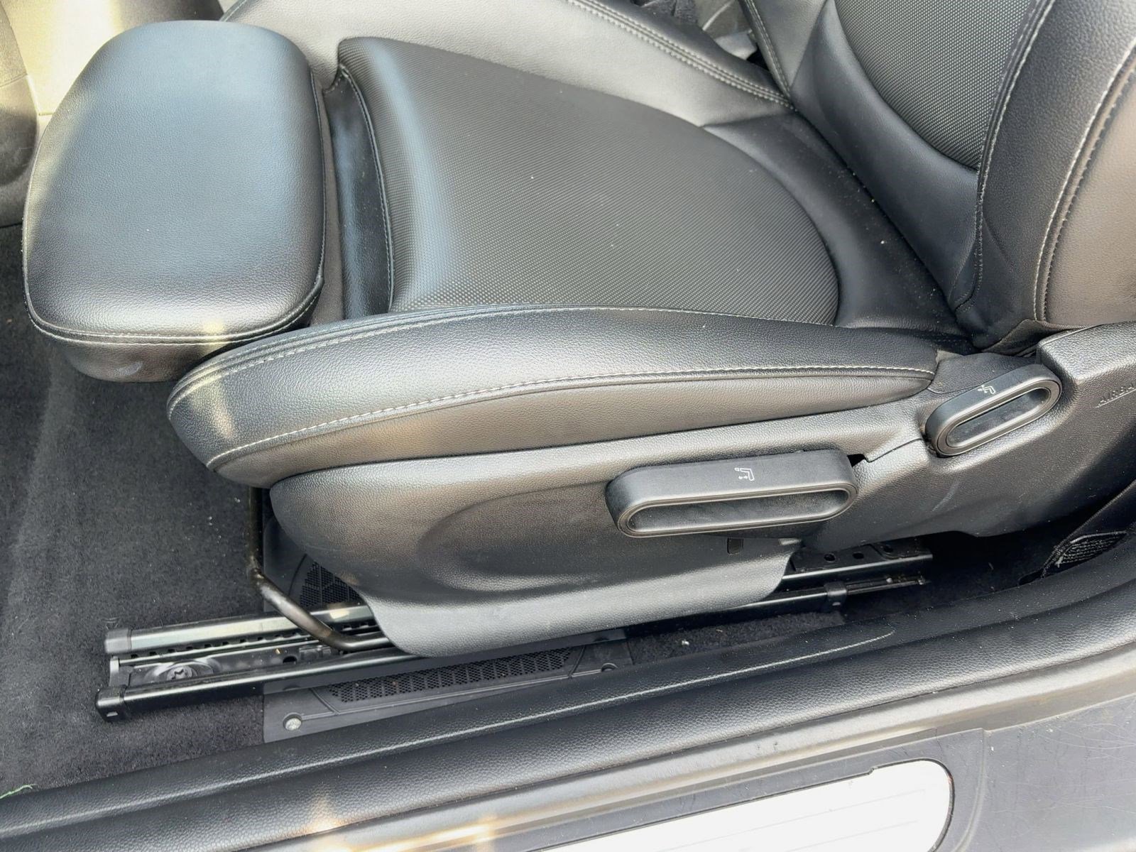 Used 2017 MINI Cooper Convertible image 14