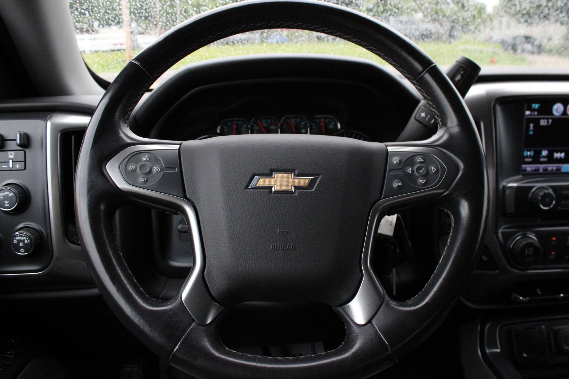Used 2018 Chevrolet Silverado 1500 LT w/ All Star Edition AWD/4WD image 25