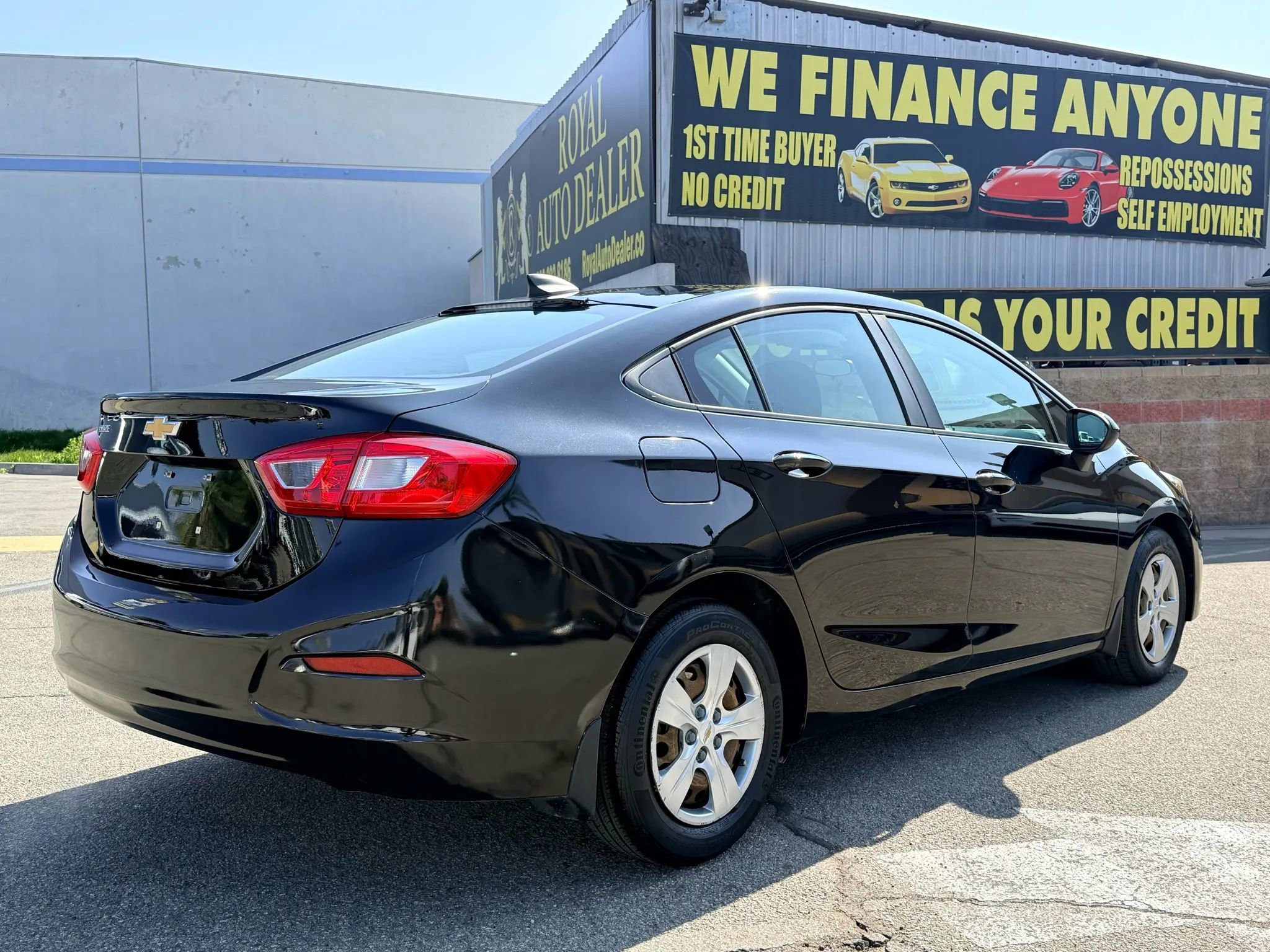 Used 2017 Chevrolet Cruze LS image 5