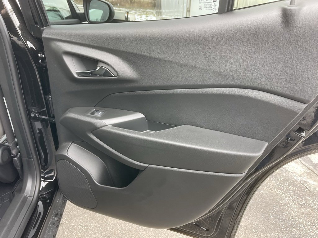New 2026 Chevrolet Trax ACTIV w/ Sunroof Package image 26