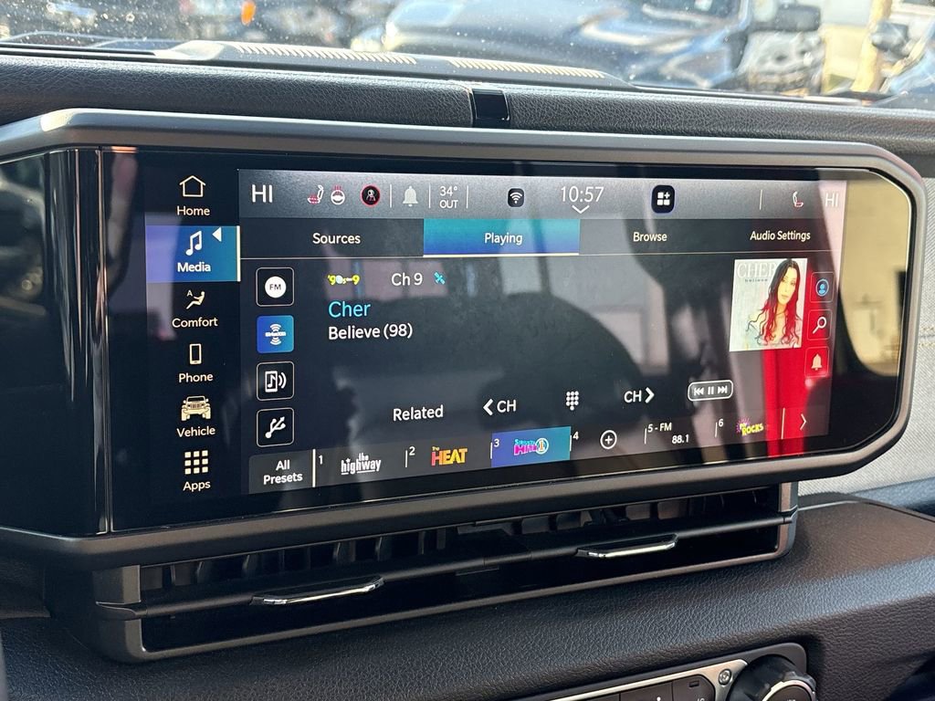 Used 2024 Jeep Wrangler Willys image 16