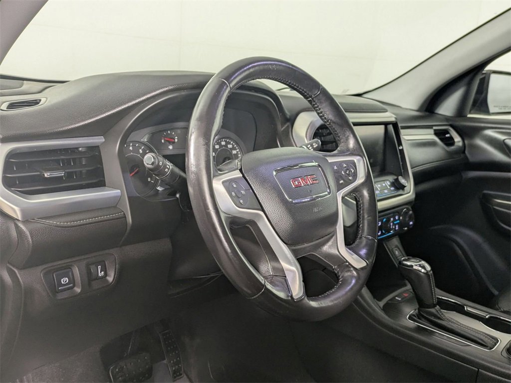 Used 2018 GMC Acadia SLT image 11