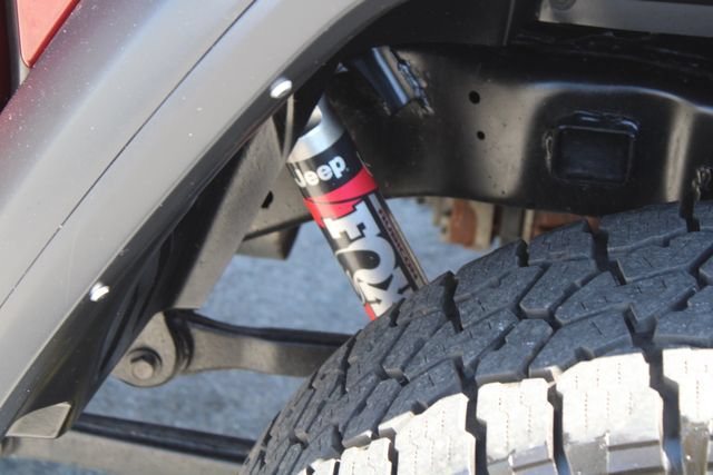 Used 2021 Jeep Gladiator Rubicon AWD/4WD image 12