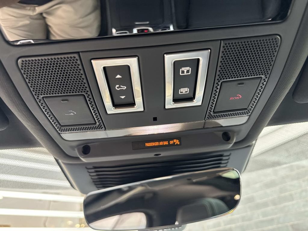 Certified 2024 Jaguar F-PACE R-Dynamic S AWD/4WD image 24