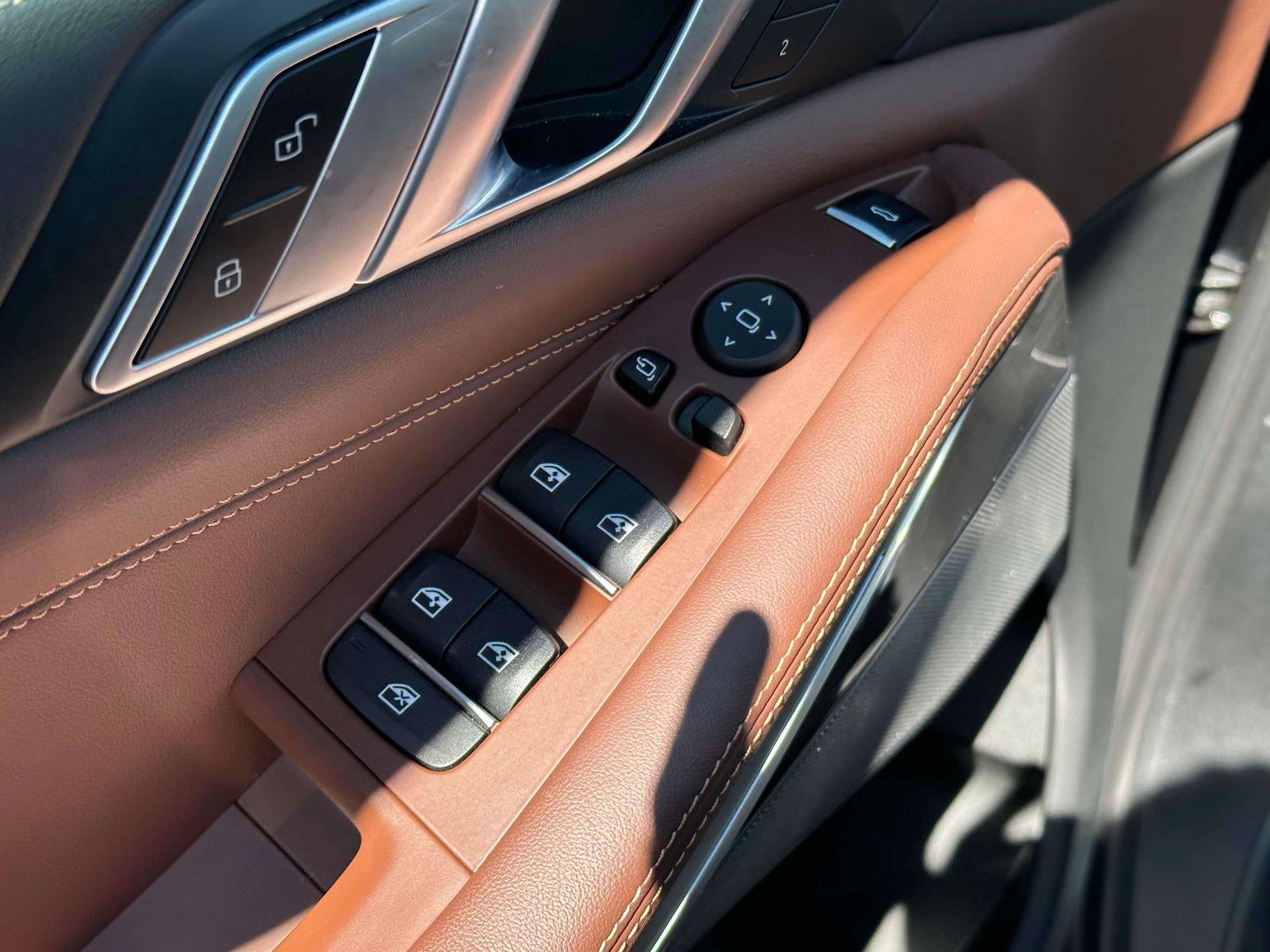 Used 2024 BMW X5 xDrive40i w/ M Sport Package image 16