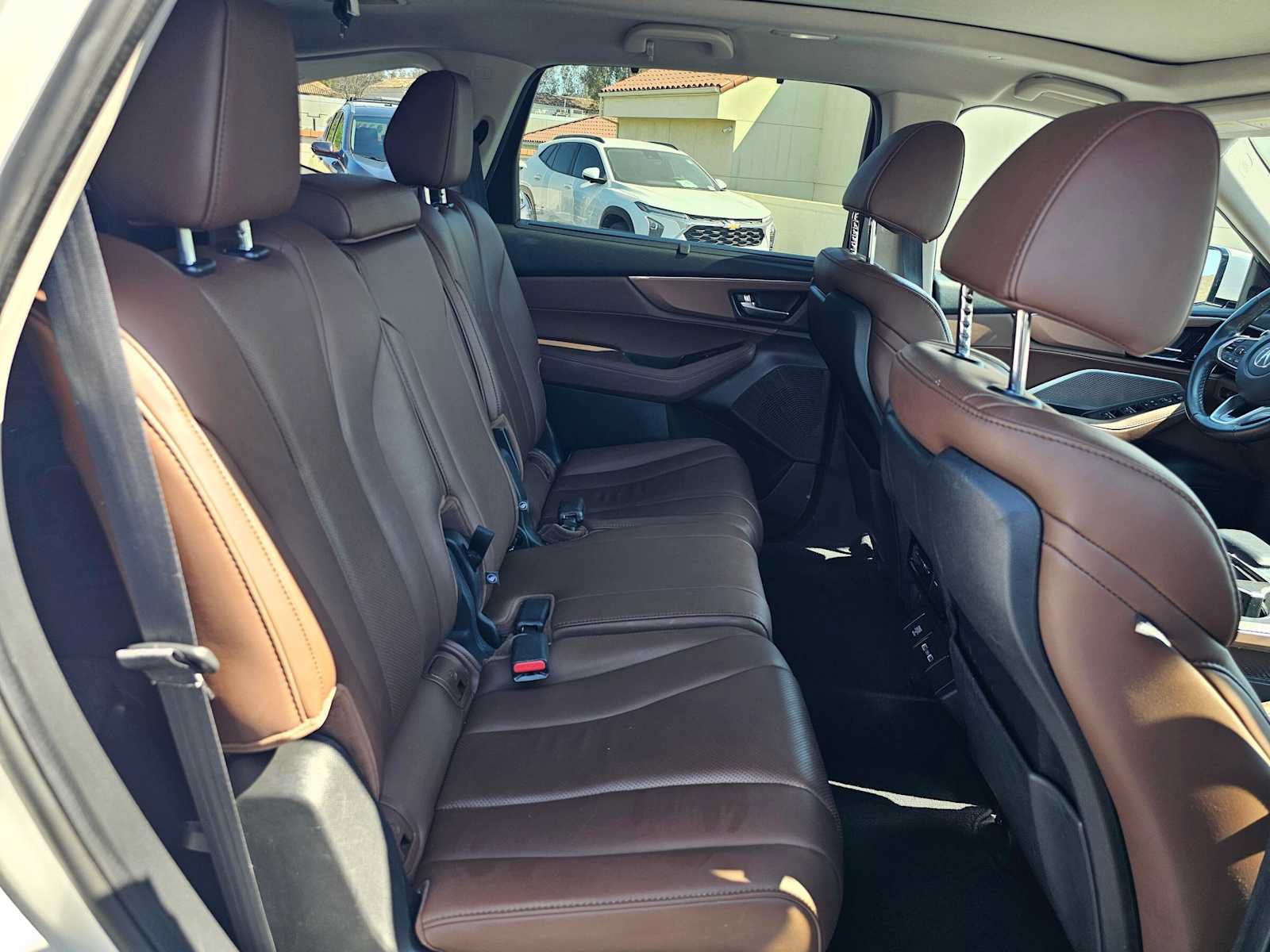Certified 2023 Acura MDX w/ Technology Package FWD image 12