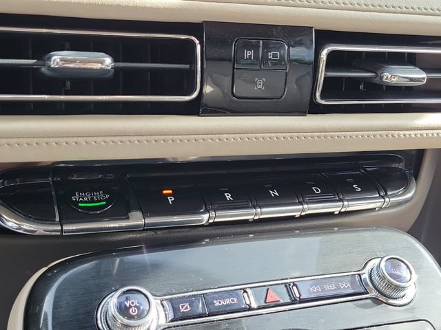 Certified 2022 Lincoln Nautilus FWD w/ Premium Package image 27