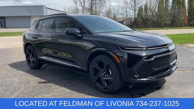 Used 2024 Chevrolet Equinox EV RS FWD image 2