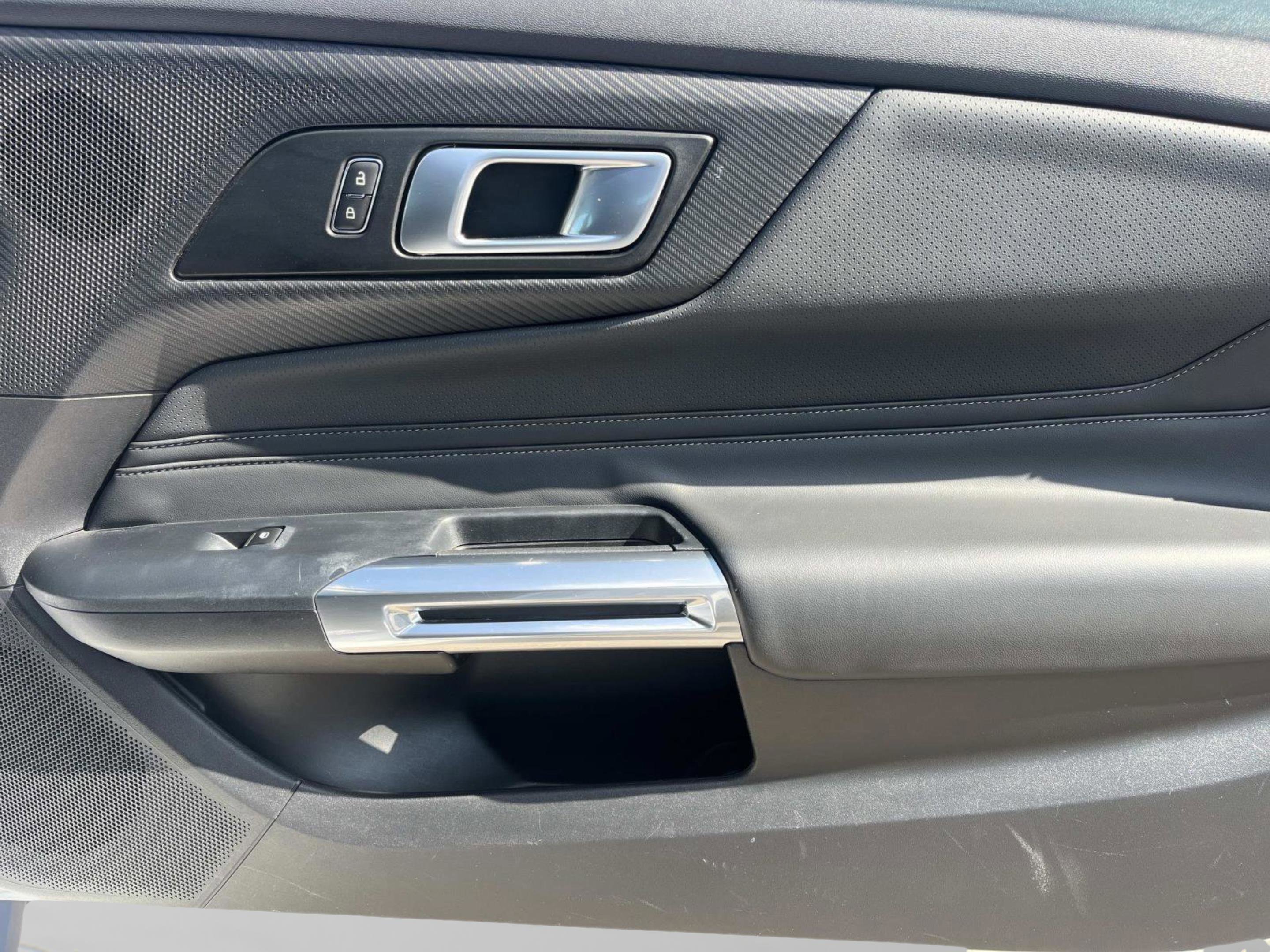 Used 2024 Ford Mustang Premium image 12