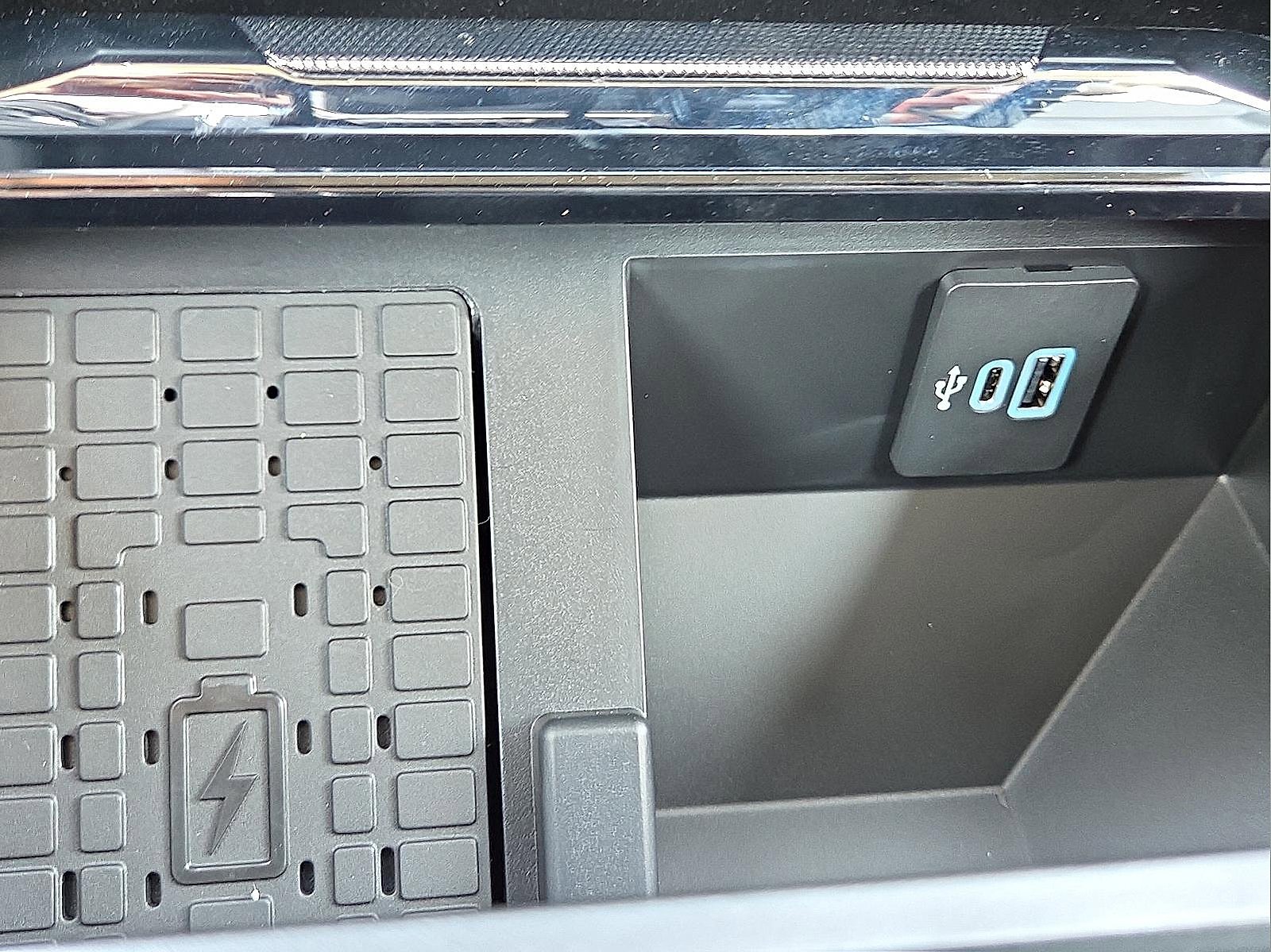 New 2026 Ford F250 Lariat image 21