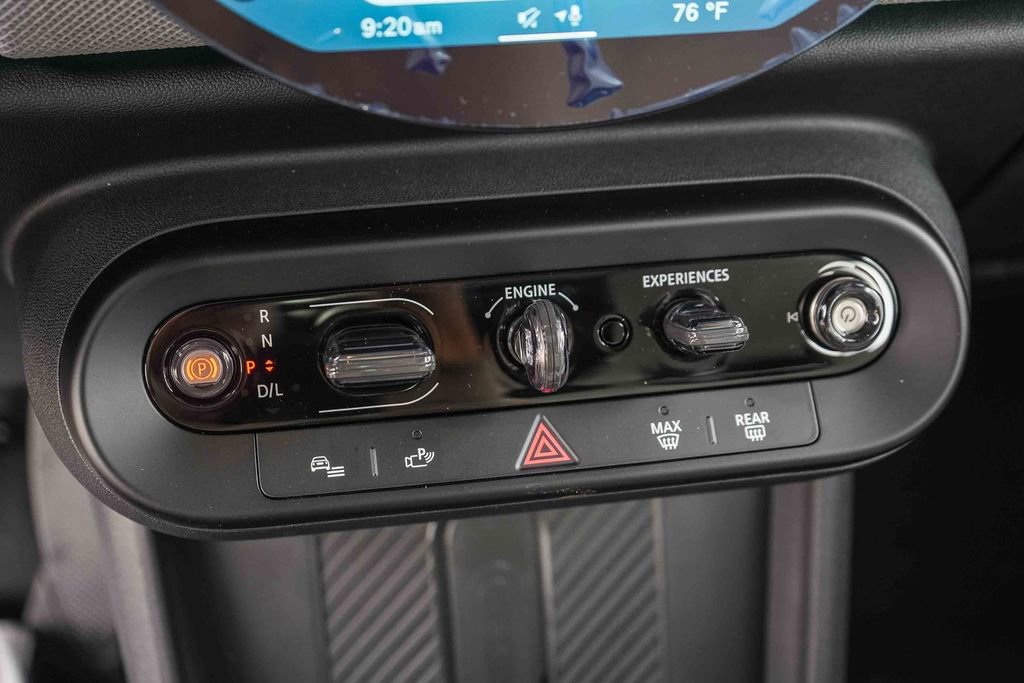 New 2026 MINI Cooper 2-Door Hardtop image 18