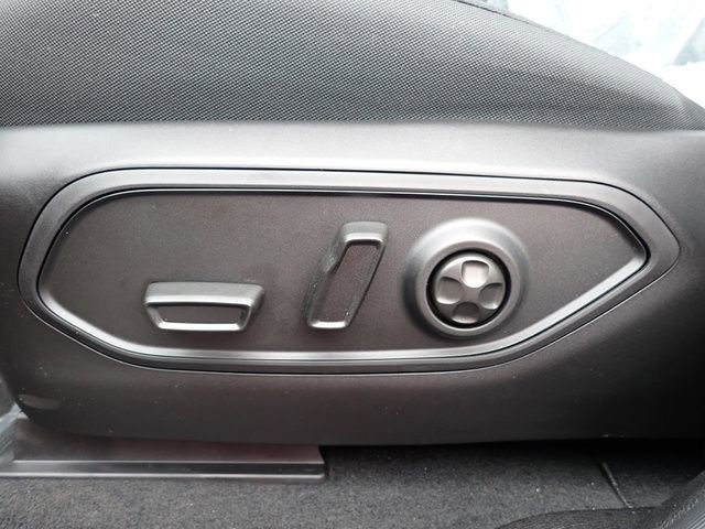 New 2025 Jeep Grand Cherokee Laredo X w/ Luxury Tech Group I image 17