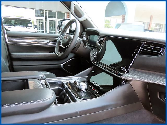 Used 2022 Jeep Wagoneer Series II AWD/4WD image 8