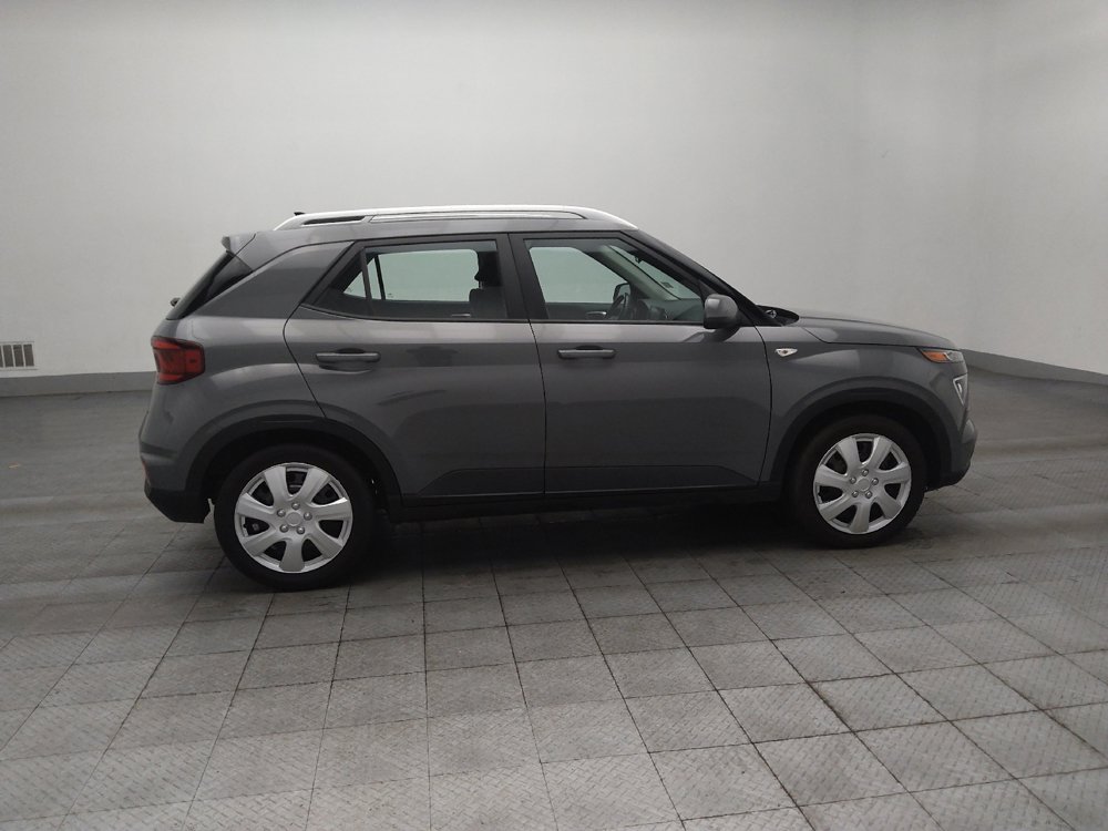 Used 2021 Hyundai Venue SEL w/ Cargo Package FWD image 10