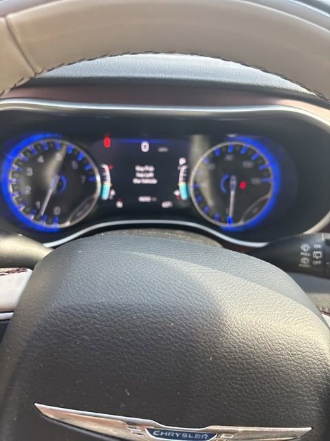 Used 2020 Chrysler Pacifica Limited w/ Advanced Safetytec Group image 15