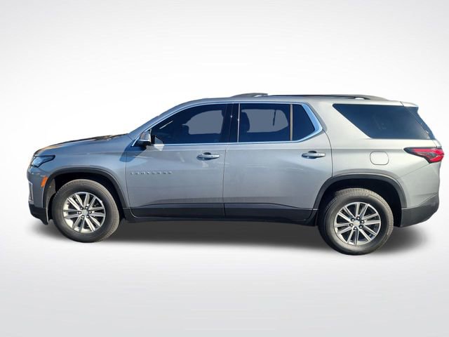 Used 2023 Chevrolet Traverse LT image 2
