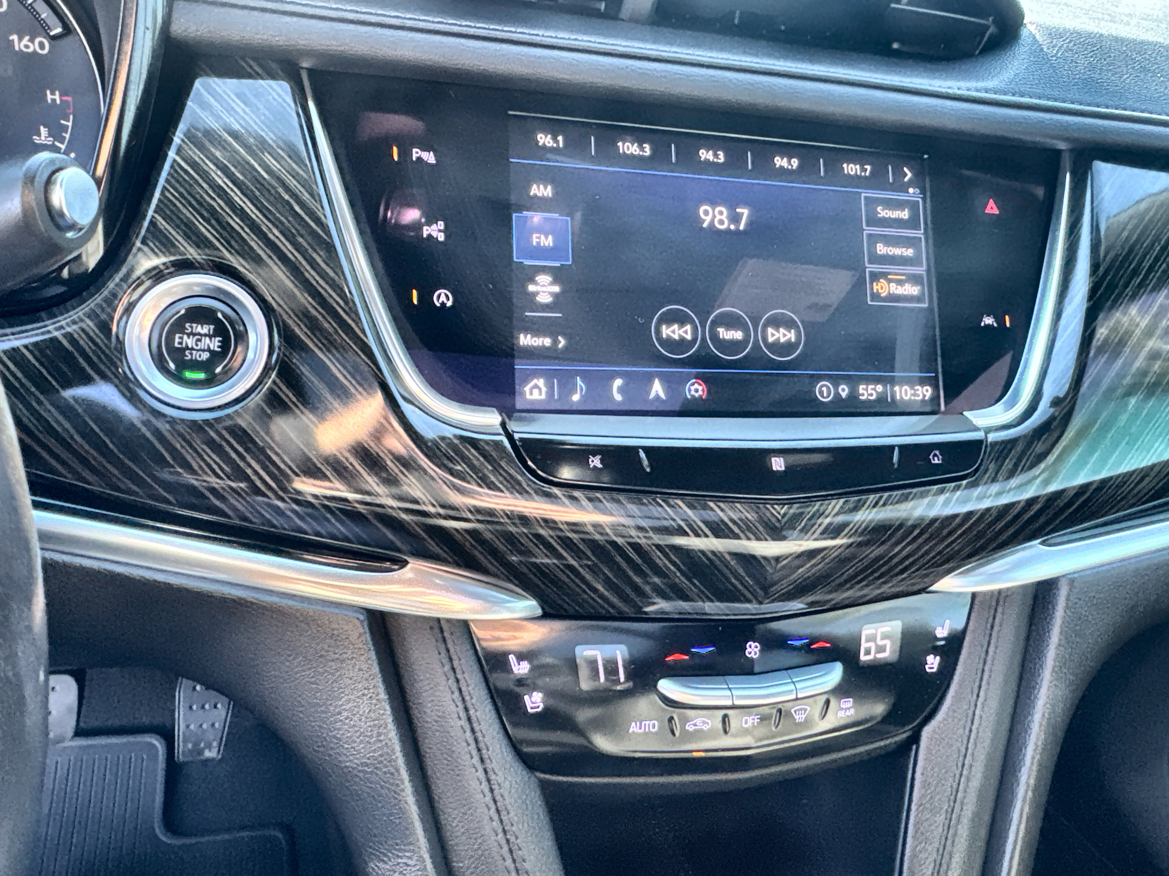 Used 2021 Cadillac XT6 Premium Luxury image 13