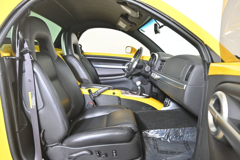 Used 2005 Chevrolet SSR w/ Preferred Equipment Group RWD image 14