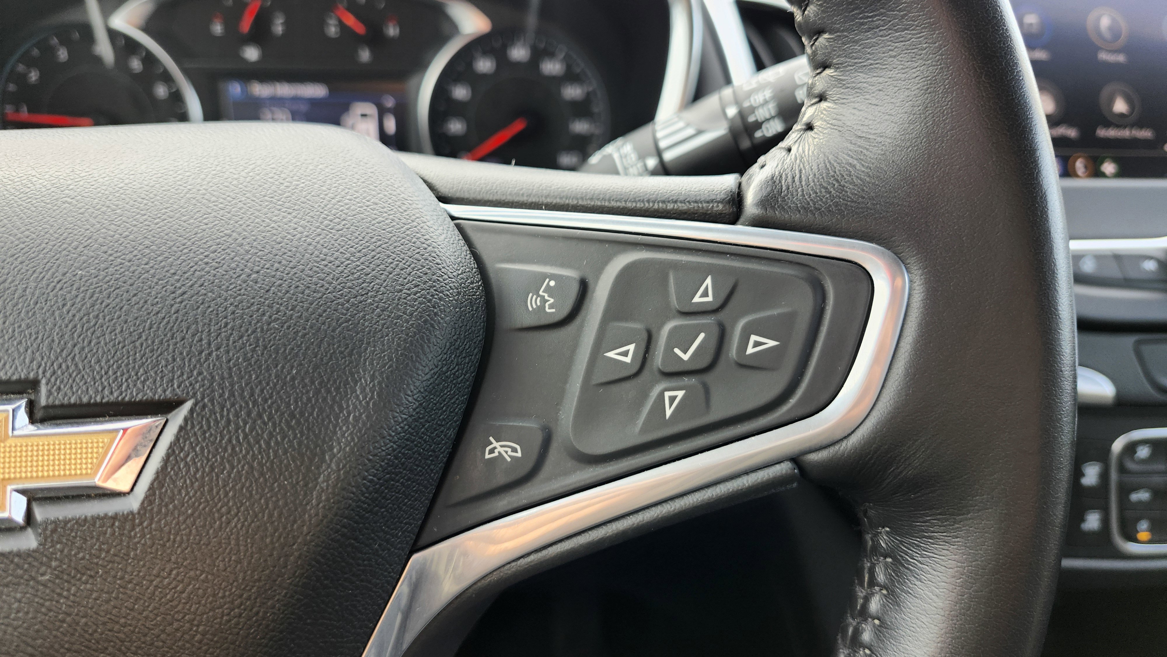 Used 2022 Chevrolet Equinox LT image 35