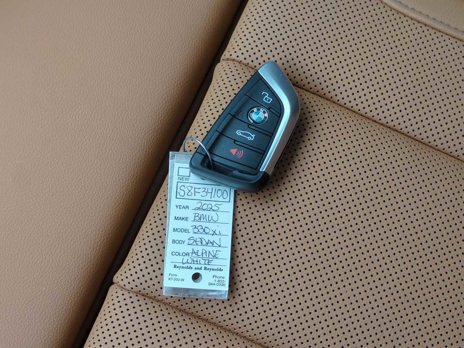 New 2025 BMW 330i xDrive Sedan w/ Premium Package image 36