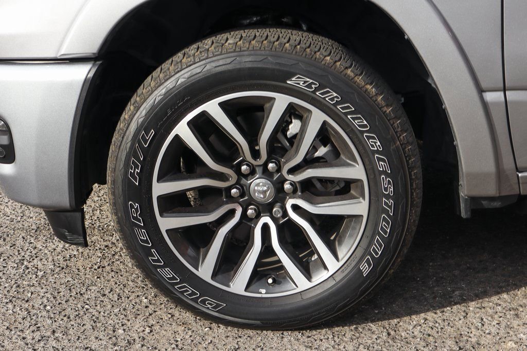 Used 2025 RAM 1500 Limited w/ Body Color Bumper Group image 51