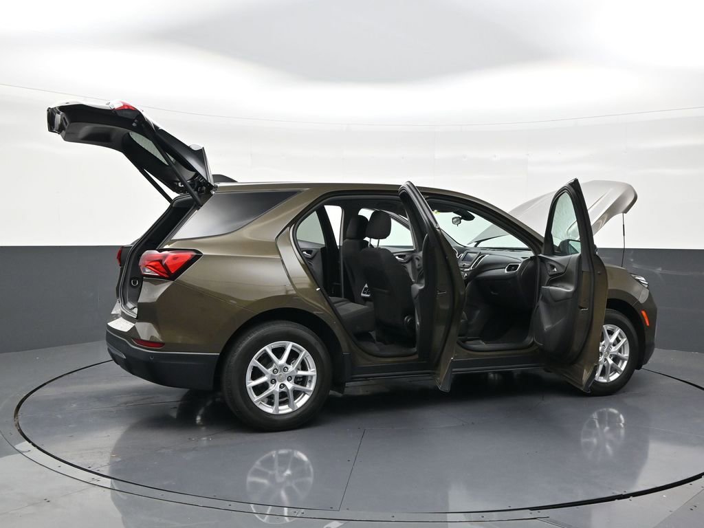 Used 2024 Chevrolet Equinox LT FWD image 29