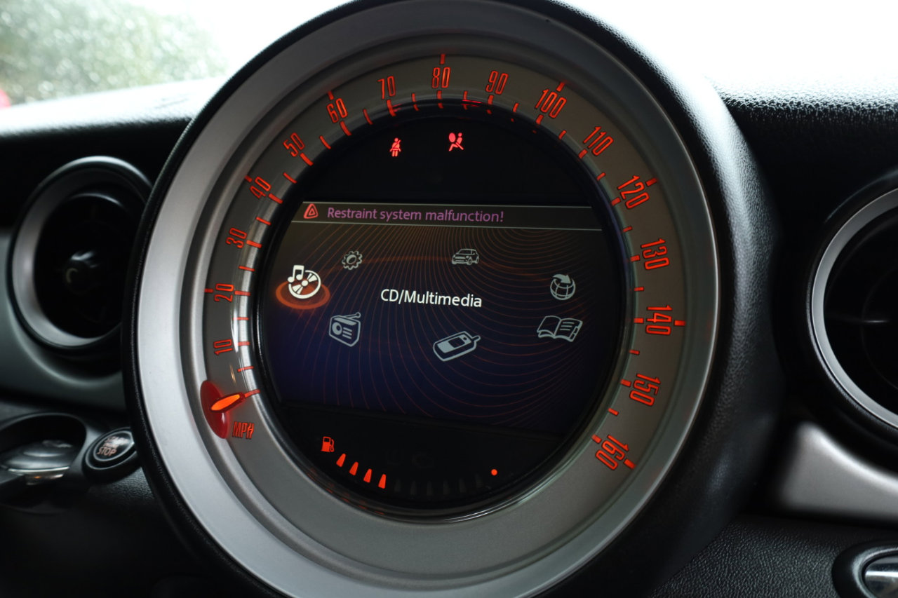 Used 2013 MINI Cooper Hardtop image 8