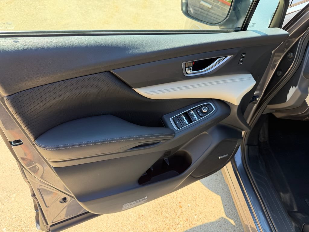 Used 2019 Subaru Ascent Limited AWD/4WD image 9