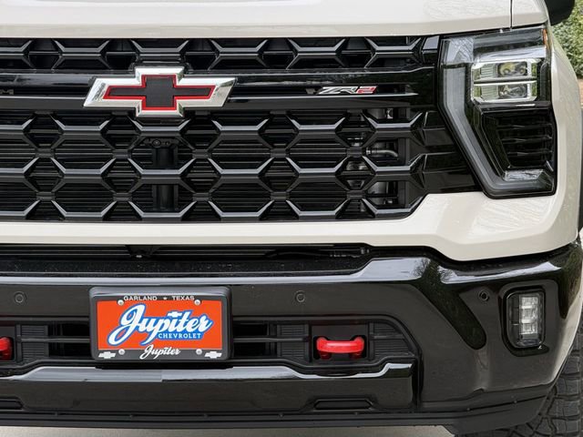 New 2026 Chevrolet Silverado 2500 ZR2 image 6