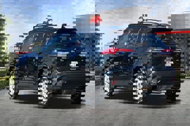 Certified 2023 Toyota Corolla Cross LE w/ Moonroof Package image 7