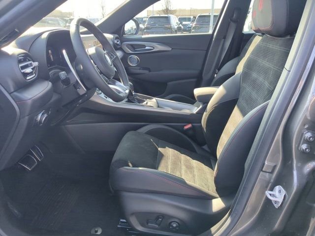 New 2024 Dodge Hornet R/T Plus image 8