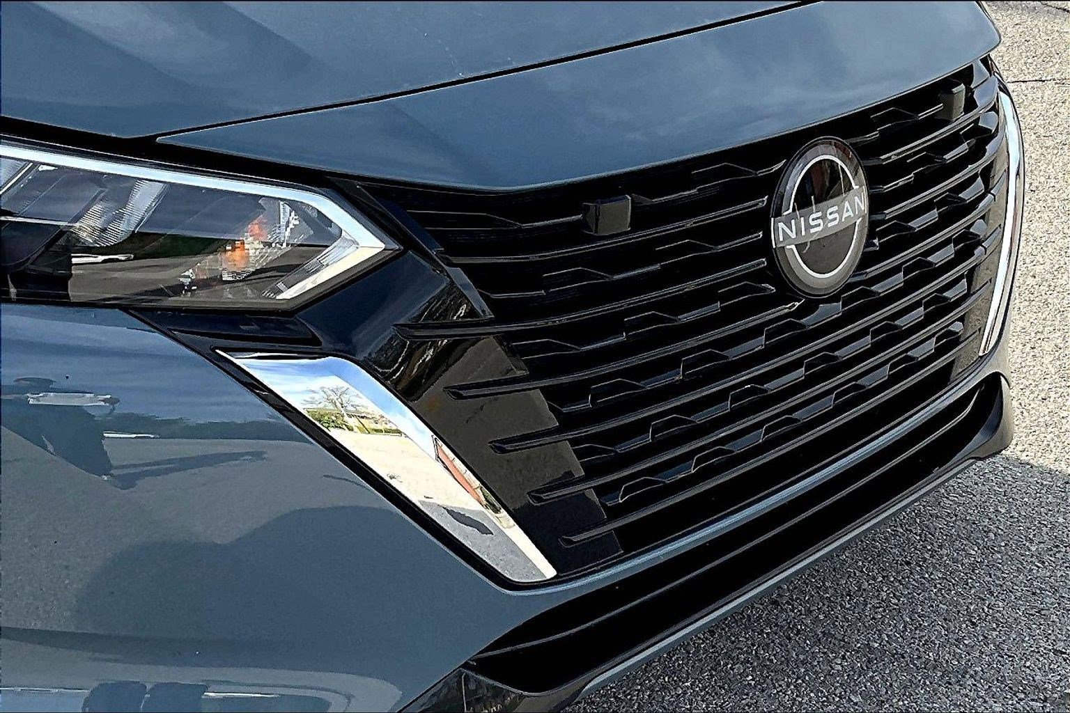 Certified 2025 Nissan Sentra SV w/ All-Weather Package image 32