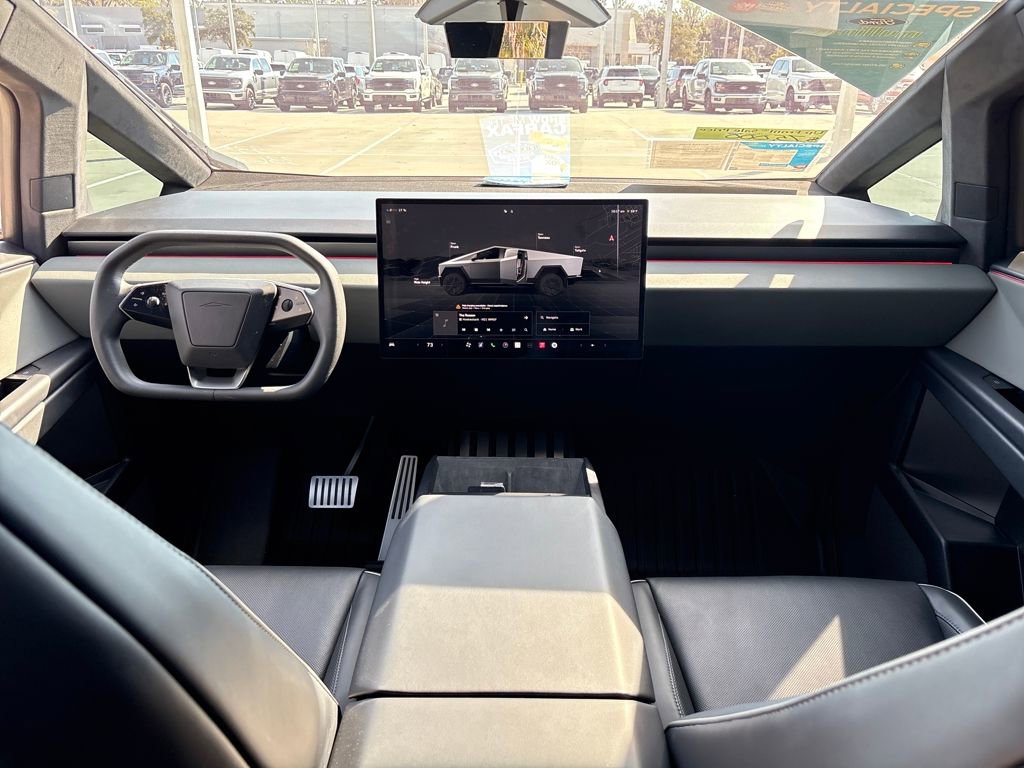 Used 2024 Tesla Cybertruck AWD Crew Cab image 8