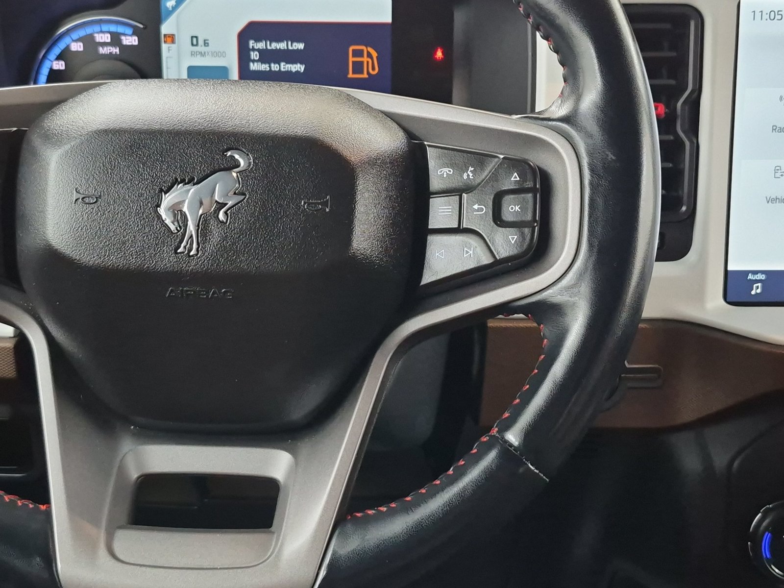 Used 2023 Ford Bronco Heritage Edition AWD/4WD image 30