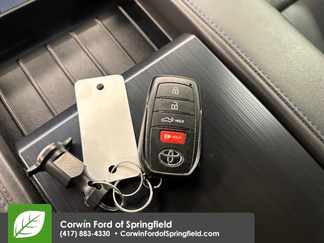 Used 2025 Toyota Tundra Platinum image 29