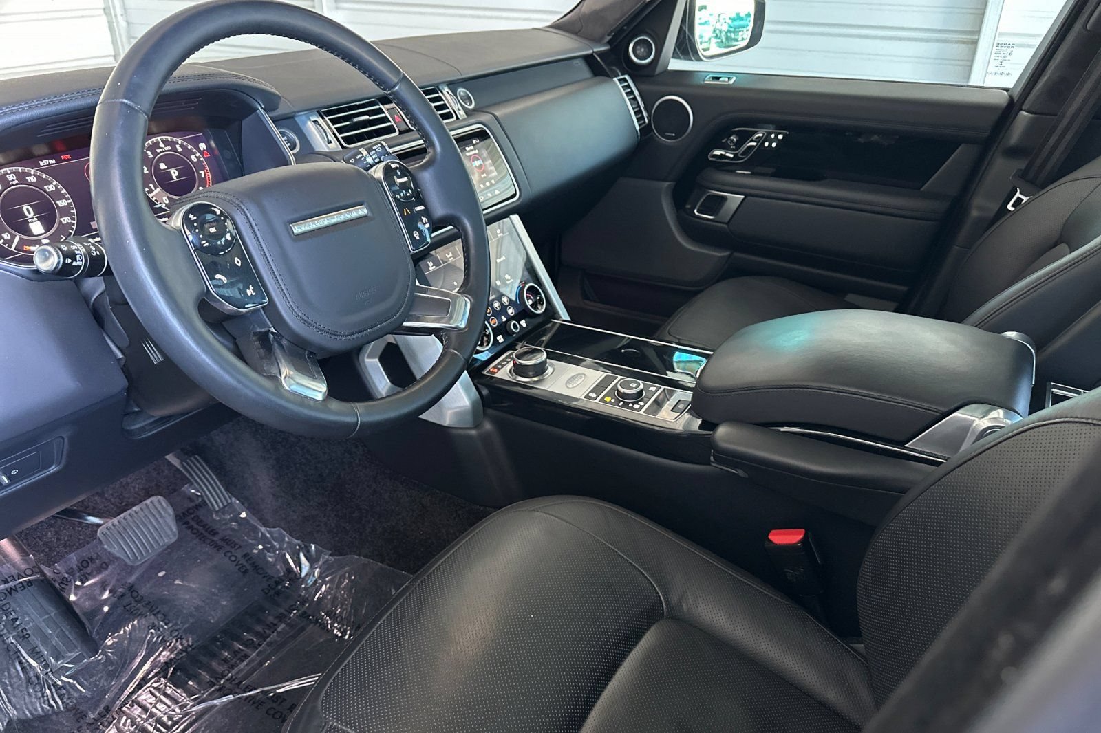Used 2019 Land Rover Range Rover Long Wheelbase Supercharged AWD/4WD image 13