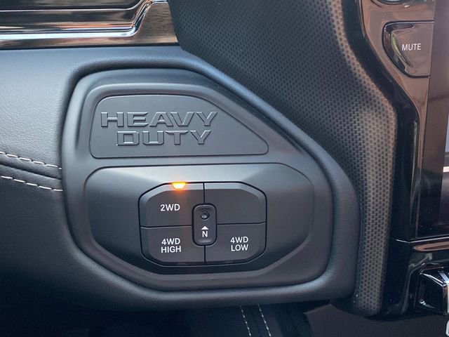 Used 2026 RAM 3500 Limited AWD/4WD image 28