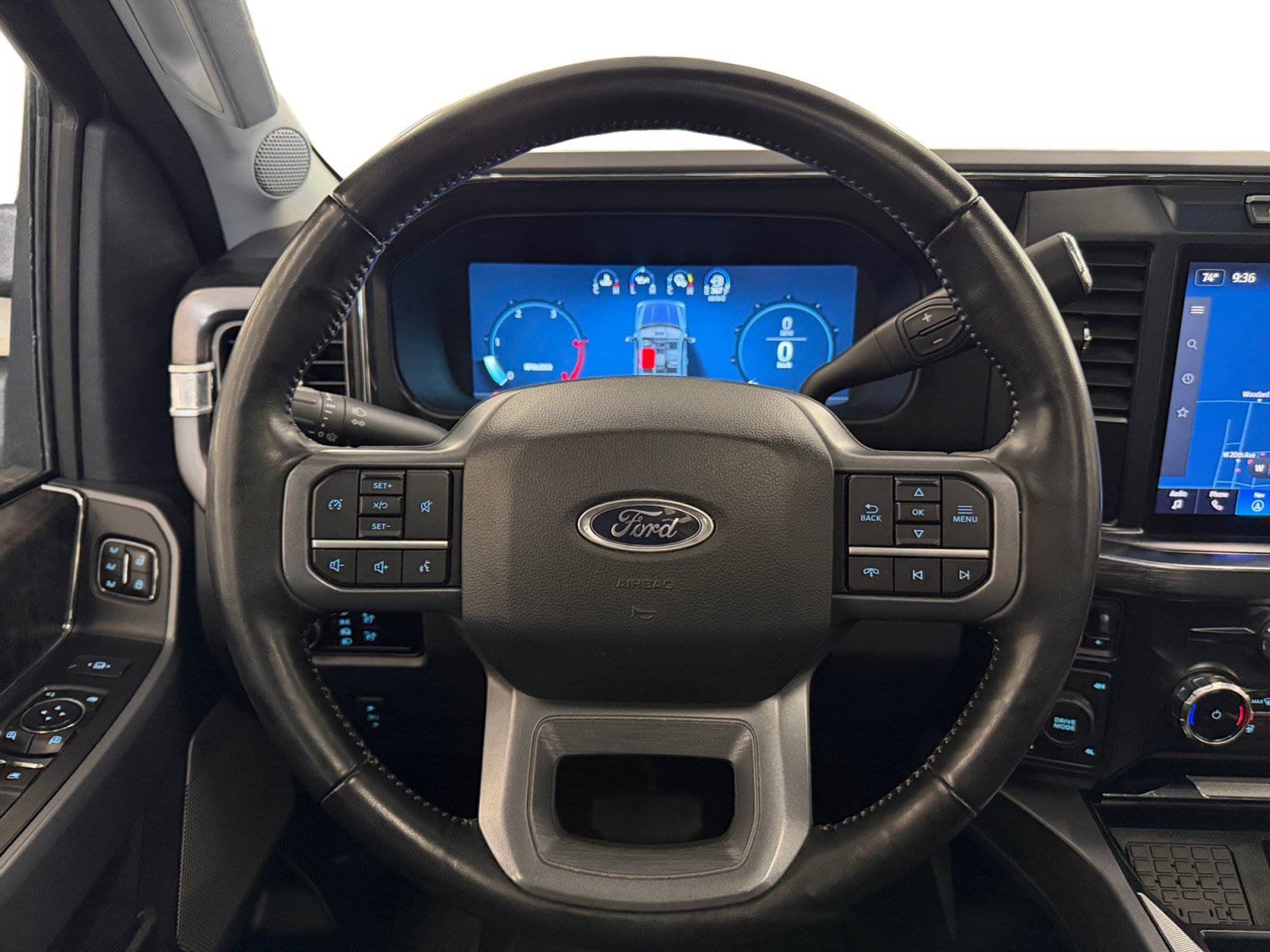 Used 2024 Ford F250 Lariat w/ FX4 Off-Road Package AWD/4WD image 16