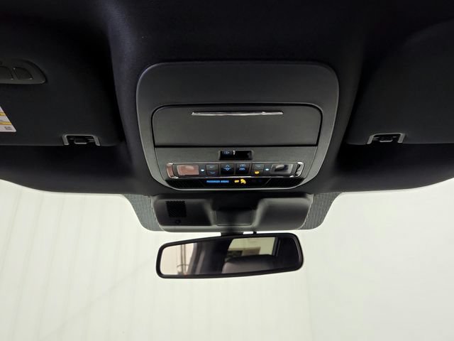 Used 2023 Ford F150 Lariat w/ Equipment Group 502A High AWD/4WD image 27