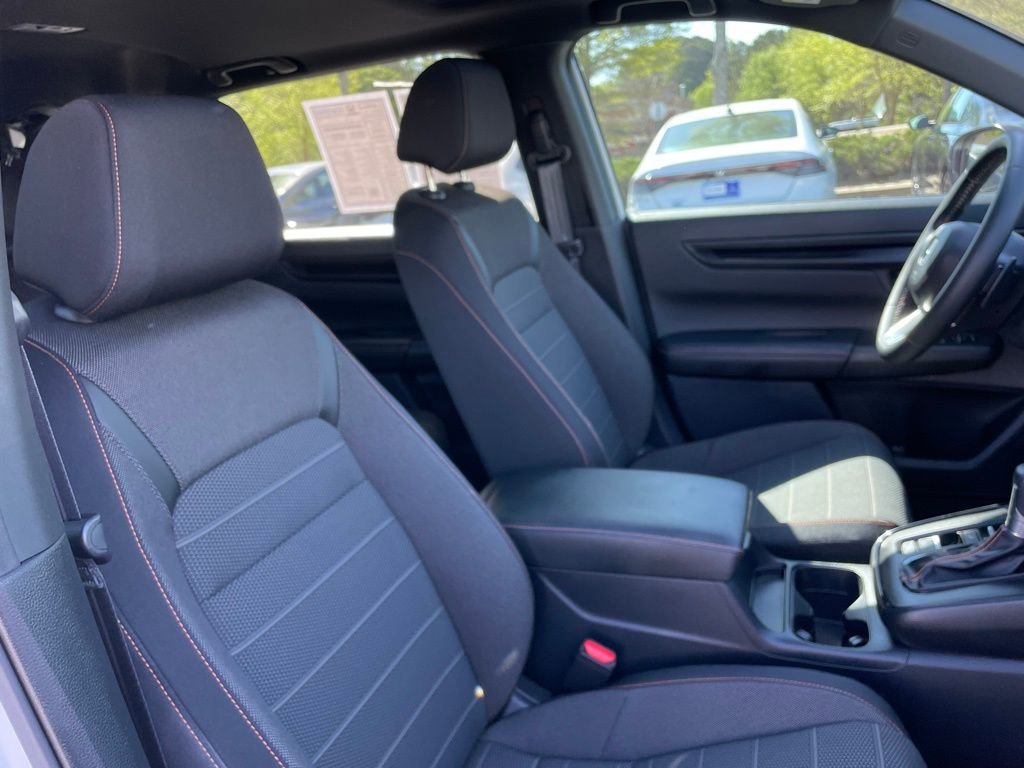 Used 2025 Honda CR-V Sport image 31