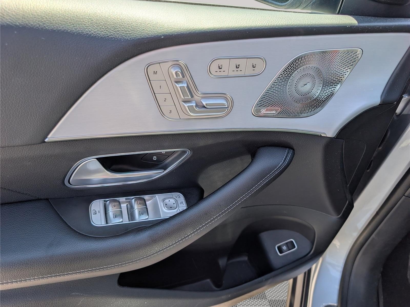 Used 2025 Mercedes-Benz GLE 350 4MATIC image 19