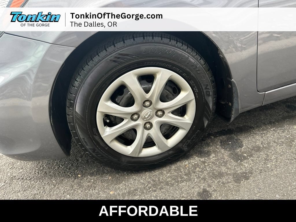 Used 2014 Hyundai Accent GS FWD image 10