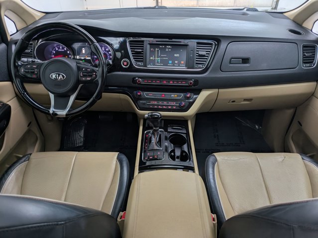 Used 2016 Kia Sedona SX Limited image 18