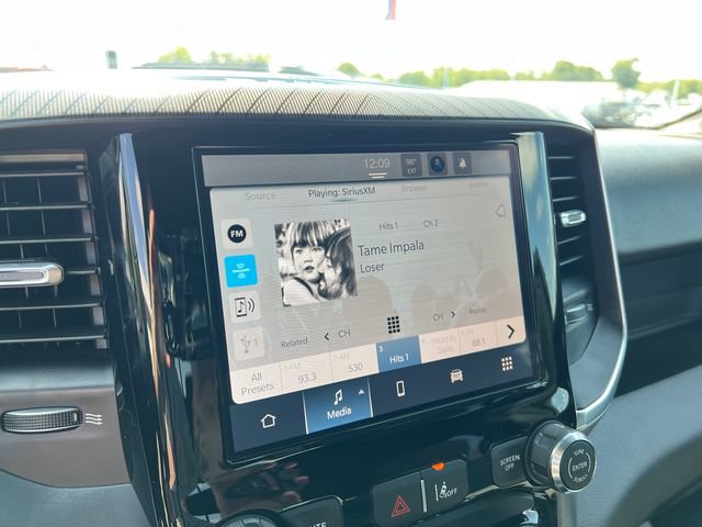 New 2026 RAM 1500 Express AWD/4WD image 17