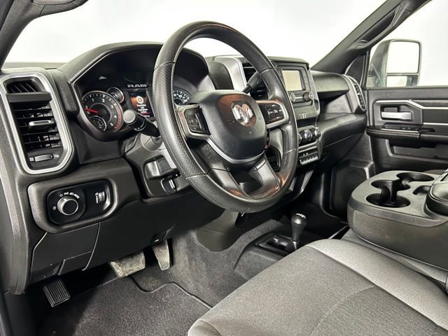 Used 2024 RAM 3500 SLT w/ Quick Order Package 2YG SLT AWD/4WD image 18