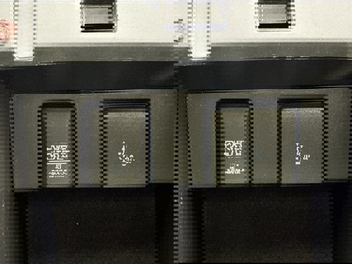 Used 2017 Honda Accord Touring image 17