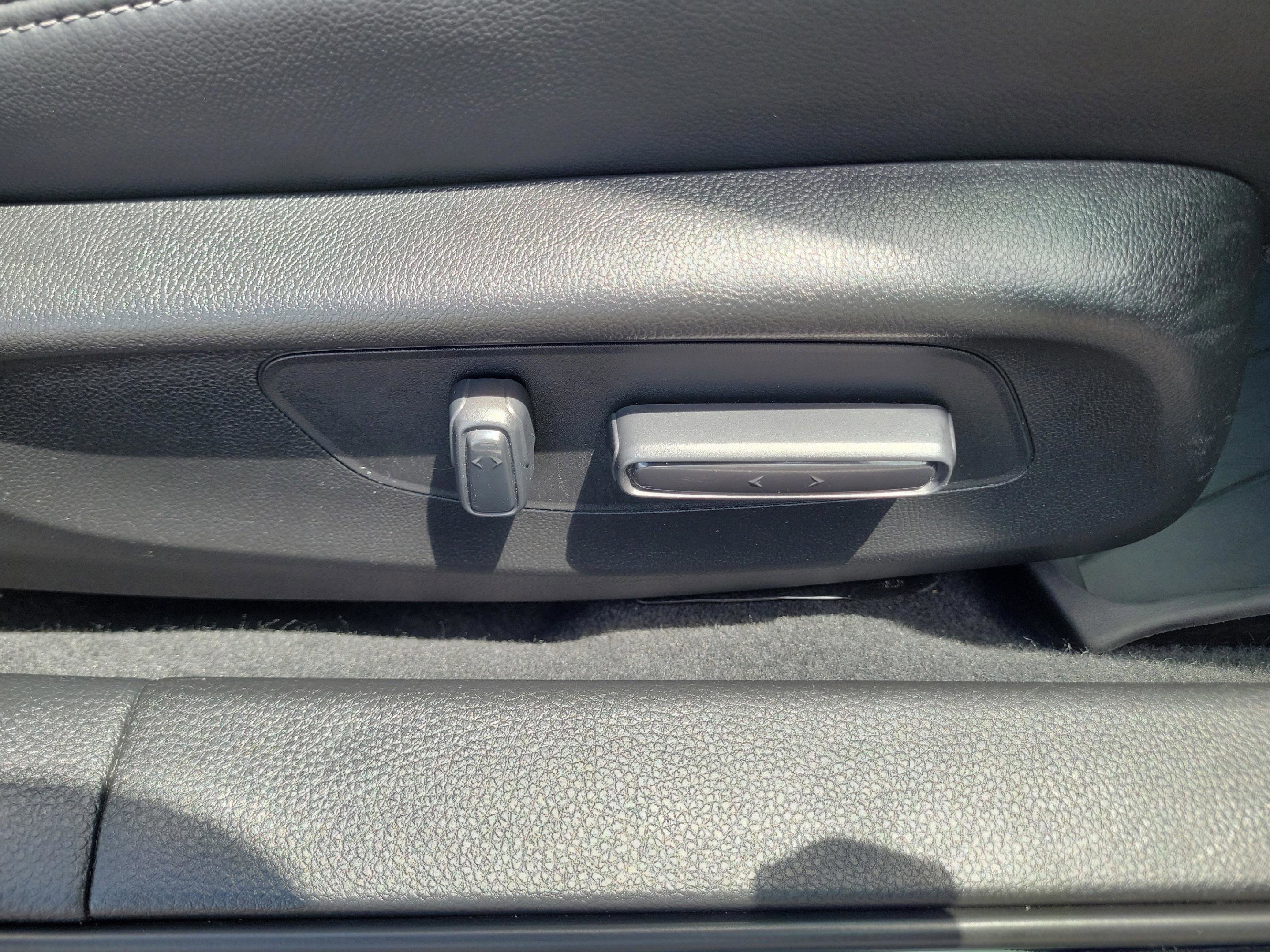 Used 2022 Honda Civic Touring image 28